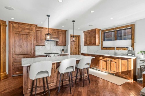 303-150 Stonecreek Road, Canmore, AB - Indoor