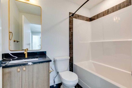 207-14800 1 Street, Calgary, AB - Indoor Photo Showing Bathroom