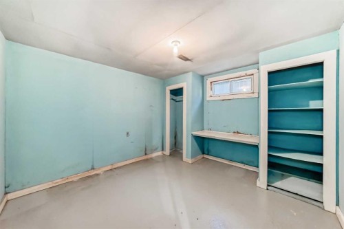 4739 26 Avenue Sw, Calgary, AB - Indoor