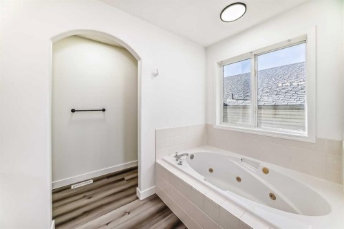 289 Canals Circle Sw, Airdrie, AB - Indoor Photo Showing Bathroom