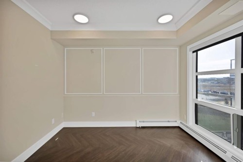 401-370 Dieppe Drive Sw, Calgary, AB - Indoor Photo Showing Other Room