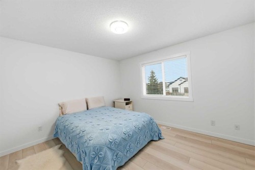 53 Martha'S Place Ne, Calgary, AB - Indoor Photo Showing Bedroom
