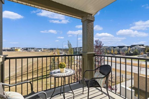 111 Evanscrest Gardens Nw, Calgary, AB - Outdoor With Balcony With Exterior