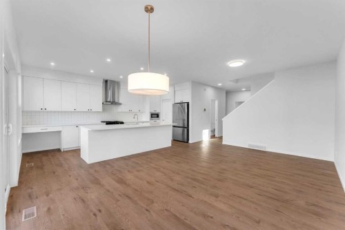 50 Setonstone Manor Se, Calgary, AB - Indoor Photo Showing Kitchen With Upgraded Kitchen