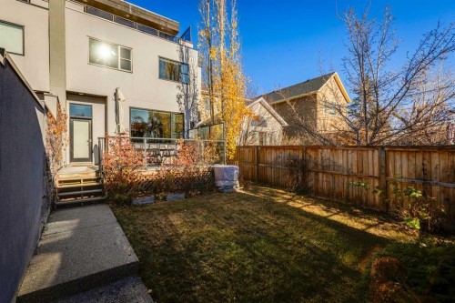 1605 29 Avenue Sw, Calgary, AB - Outdoor