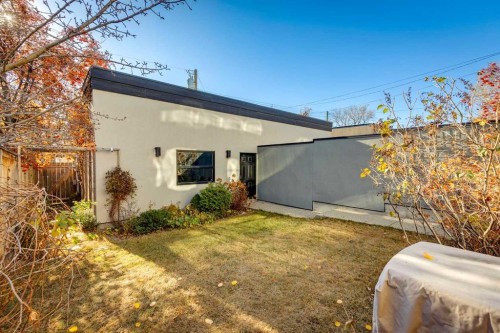 1605 29 Avenue Sw, Calgary, AB - Outdoor