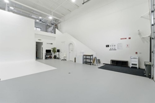 18 & 26-25 Southbank Crescent, Okotoks, AB 