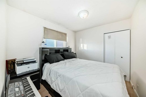 11 Falsby Way Ne, Calgary, AB - Indoor Photo Showing Bedroom