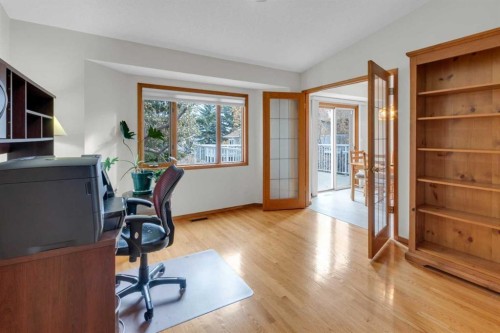50 Christie Gardens Sw, Calgary, AB - Indoor Photo Showing Office