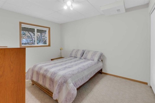 50 Christie Gardens Sw, Calgary, AB - Indoor Photo Showing Bedroom