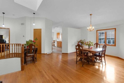 50 Christie Gardens Sw, Calgary, AB - Indoor Photo Showing Dining Room