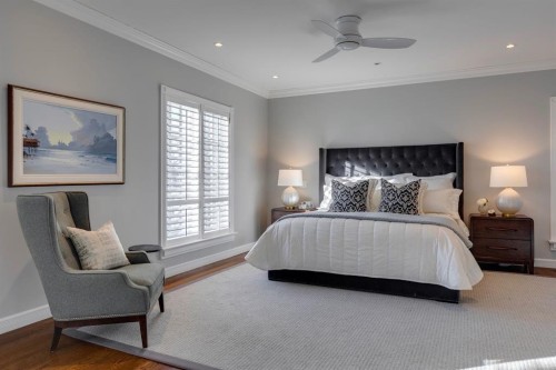 126 Eagle Ridge Drive Sw, Calgary, AB - Indoor Photo Showing Bedroom