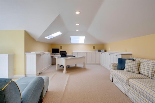 126 Eagle Ridge Drive Sw, Calgary, AB - Indoor