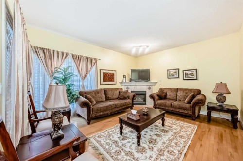 187 Bridlewood View Sw, Calgary, AB - Indoor Photo Showing Living Room