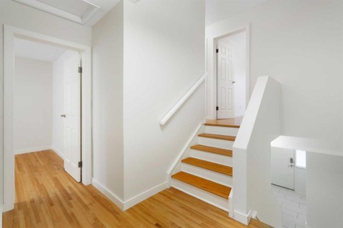 49-11407 Braniff Road Sw, Calgary, AB - Indoor Photo Showing Other Room