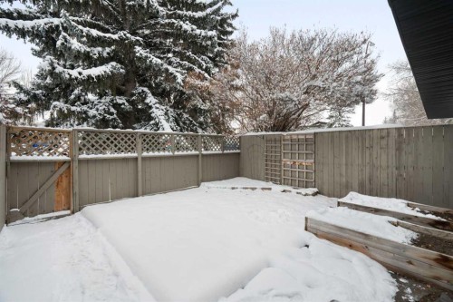 49-11407 Braniff Road Sw, Calgary, AB - Outdoor