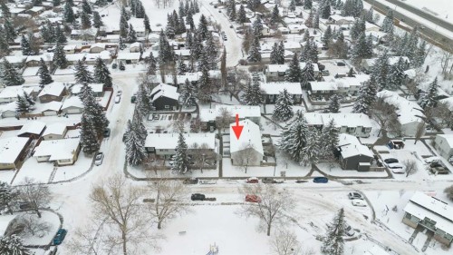 49-11407 Braniff Road Sw, Calgary, AB - Outdoor