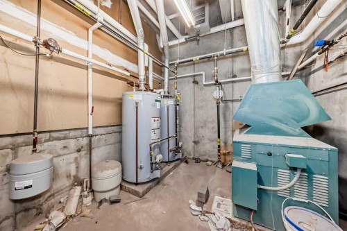 7716 Bowness Road Nw, Calgary, AB - Indoor Photo Showing Basement