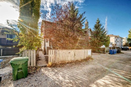 7716 Bowness Road Nw, Calgary, AB - Outdoor