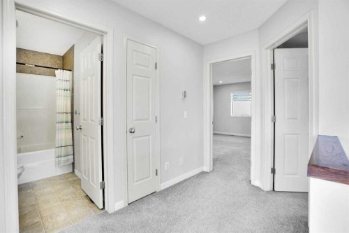 85 Boulder Creek Manor Se, Langdon, AB - Indoor
