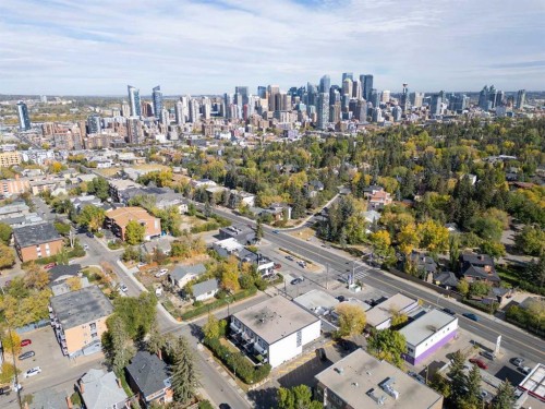 302-2602 14A Street Sw, Calgary, AB - Outdoor With View