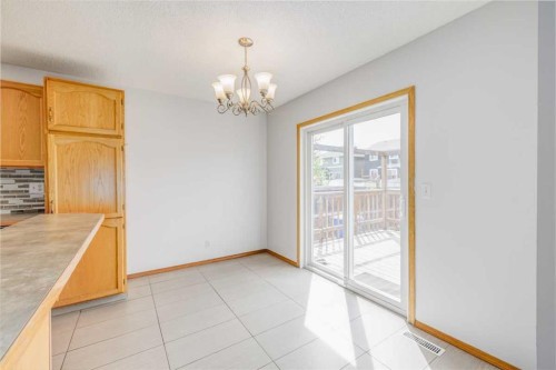 6013 Saddlehorn Drive Ne, Calgary, AB - Indoor Photo Showing Other Room