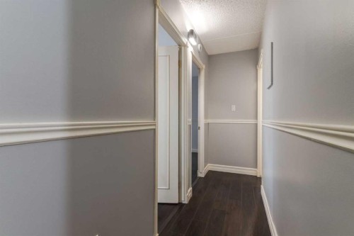 205-120 15 Avenue Sw, Calgary, AB - Indoor Photo Showing Other Room