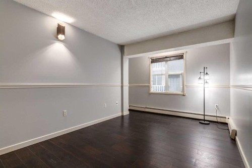 205-120 15 Avenue Sw, Calgary, AB - Indoor Photo Showing Other Room