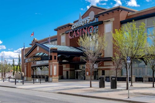 205-120 15 Avenue Sw, Calgary, AB - Outdoor