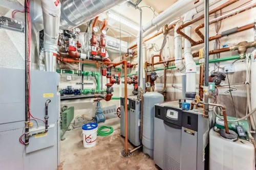 1321 18 Avenue, Didsbury, AB - Indoor