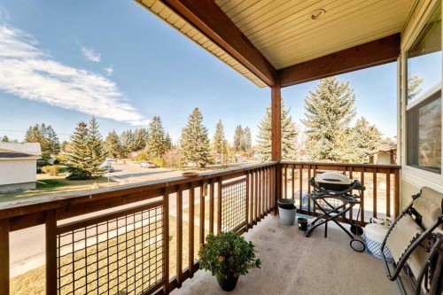 1321 18 Avenue, Didsbury, AB - Outdoor With Exterior