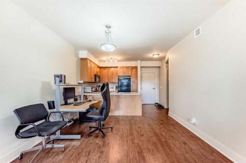 1321 18 Avenue, Didsbury, AB - Indoor Photo Showing Office