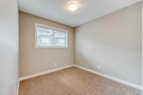 136 Pantego Lane Nw, Calgary, AB - Indoor Photo Showing Other Room