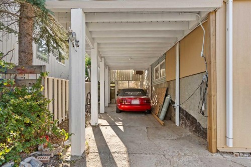 89 Edgedale Drive Nw, Calgary, AB -  With Exterior