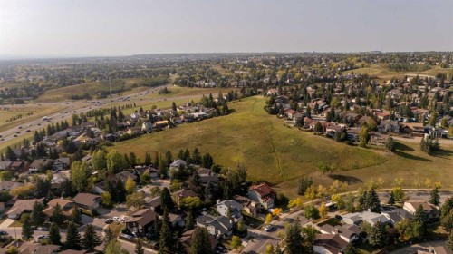 89 Edgedale Drive Nw, Calgary, AB - Outdoor With View