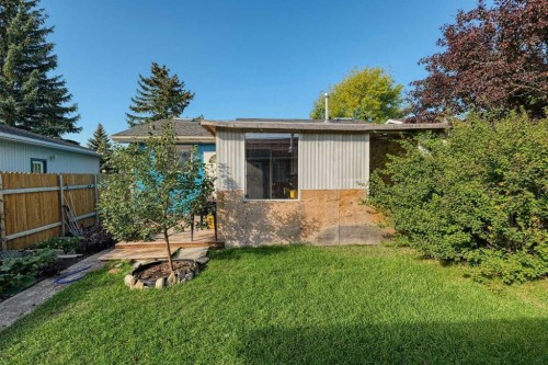 20 Falton Way Ne, Calgary, AB - Outdoor