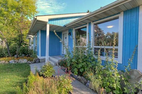 20 Falton Way Ne, Calgary, AB - Outdoor