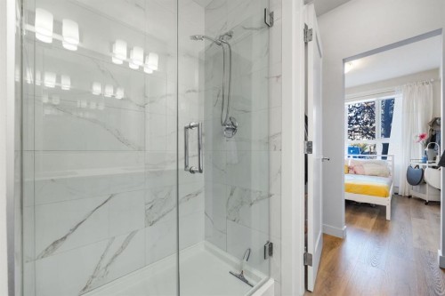 117-30 Walgrove Se, Calgary, AB - Indoor Photo Showing Bathroom