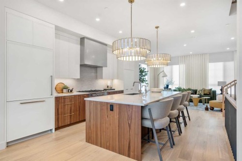 40 Greenwich Heath Nw, Calgary, AB - Indoor Photo Showing Kitchen With Upgraded Kitchen