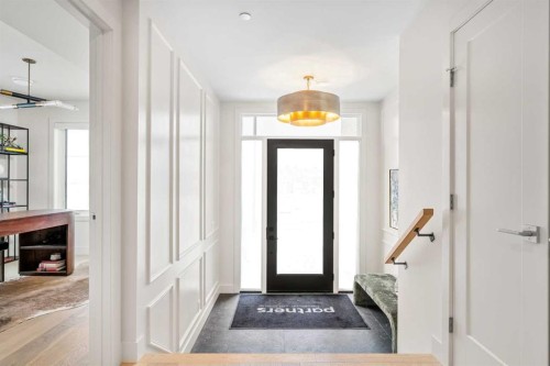 40 Greenwich Heath Nw, Calgary, AB - Indoor Photo Showing Other Room