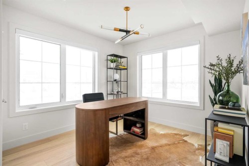 40 Greenwich Heath Nw, Calgary, AB - Indoor Photo Showing Other Room