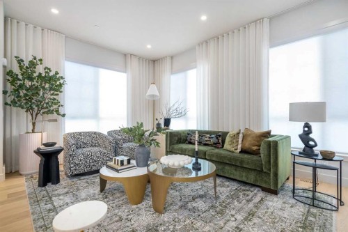 40 Greenwich Heath Nw, Calgary, AB - Indoor Photo Showing Living Room