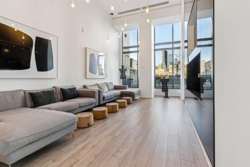 426-615 6 Avenue Se, Calgary, AB - Indoor Photo Showing Living Room