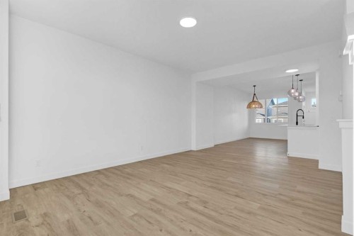 164 Cobblestone Gate Sw, Airdrie, AB - Indoor Photo Showing Other Room