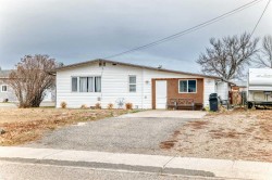 139 W 100 SOUTH Raymond, AB T0K 2B0