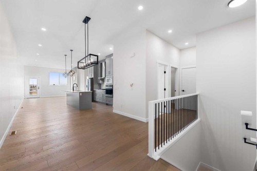 27 Wolf Crescent, Okotoks, AB - Indoor Photo Showing Other Room