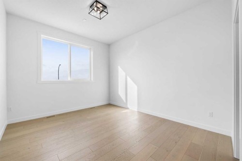 27 Wolf Crescent, Okotoks, AB - Indoor Photo Showing Other Room
