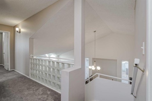 8 Millbank Road Sw, Calgary, AB - Indoor Photo Showing Other Room