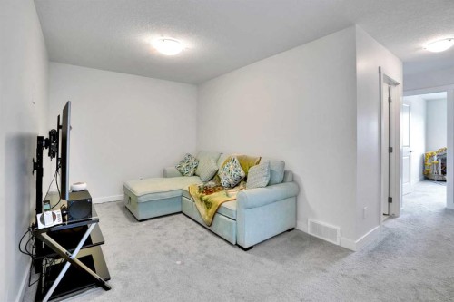 1457 Bayview Point Sw, Airdrie, AB - Indoor