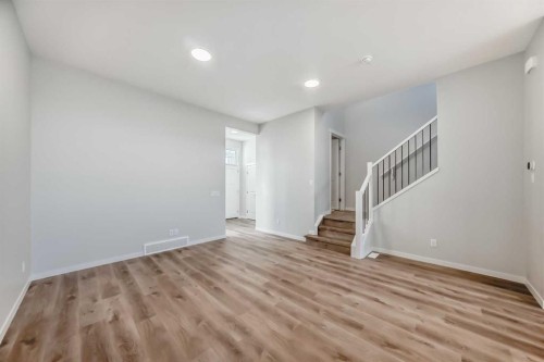 1058 Sawgrass Link Nw, Airdrie, AB - Indoor Photo Showing Other Room